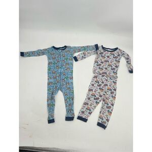 Gerber Onesies with feet size 24 months (2)